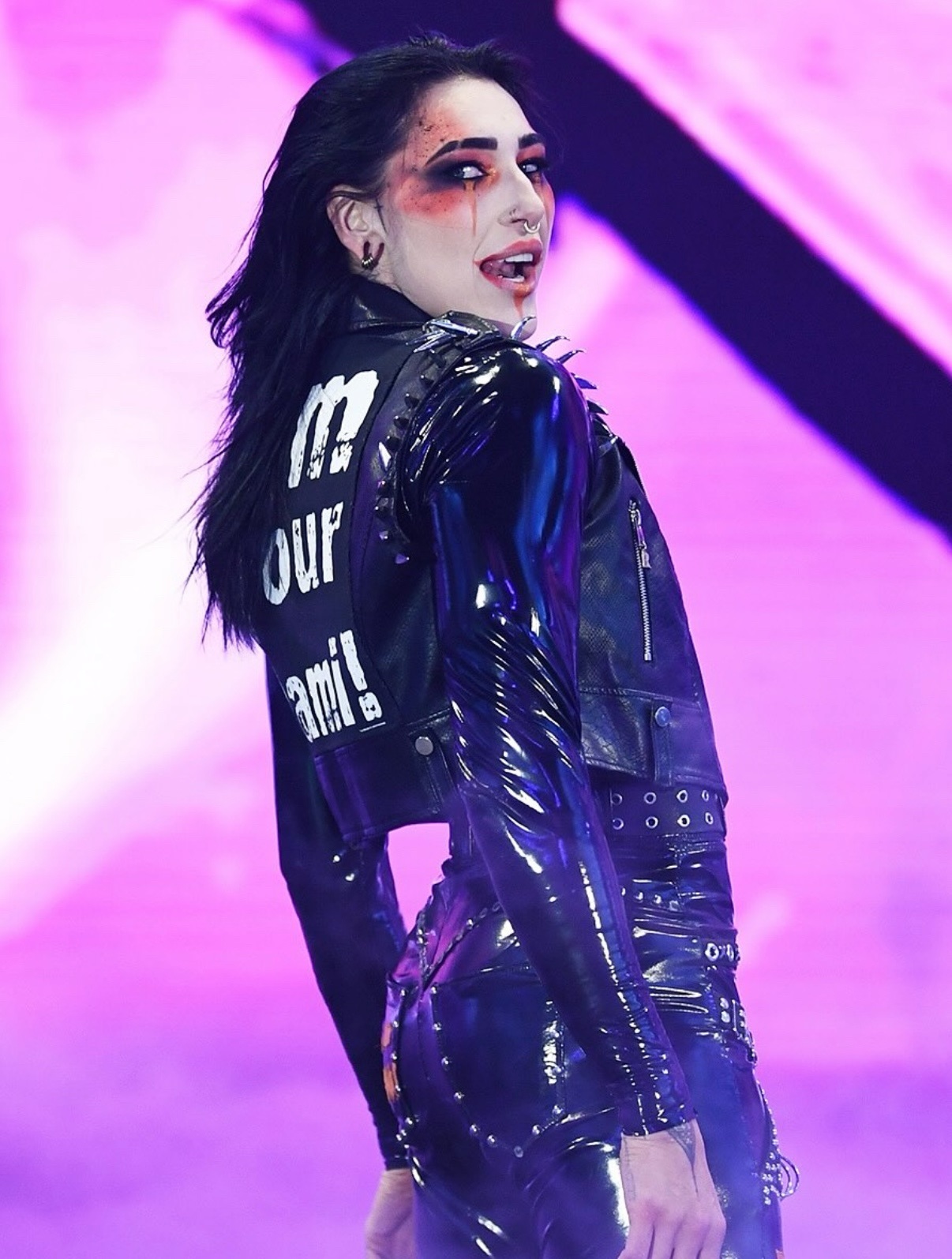 WWE《冠軍之夜》爆燃精彩！John Cena 智慧摔角再創兩大「名場面」