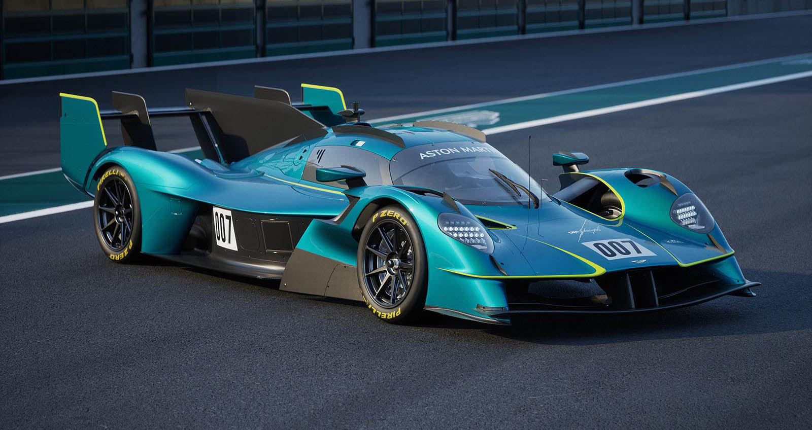 Aston Martin Valkyrie LM