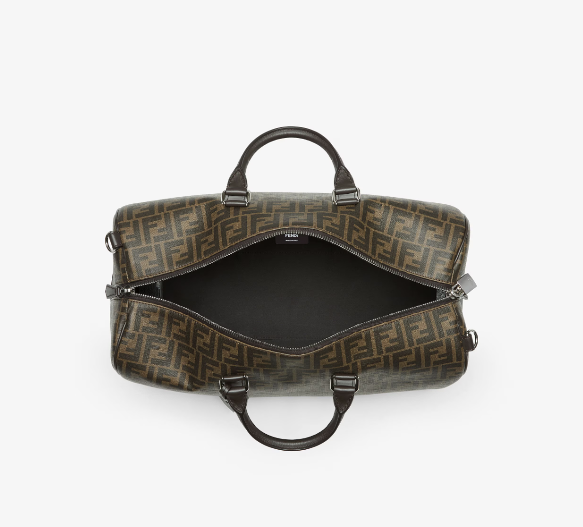 不只是收納！LV、Dior、巴黎世家⋯9 款精品行李袋也能裝下你的品味！