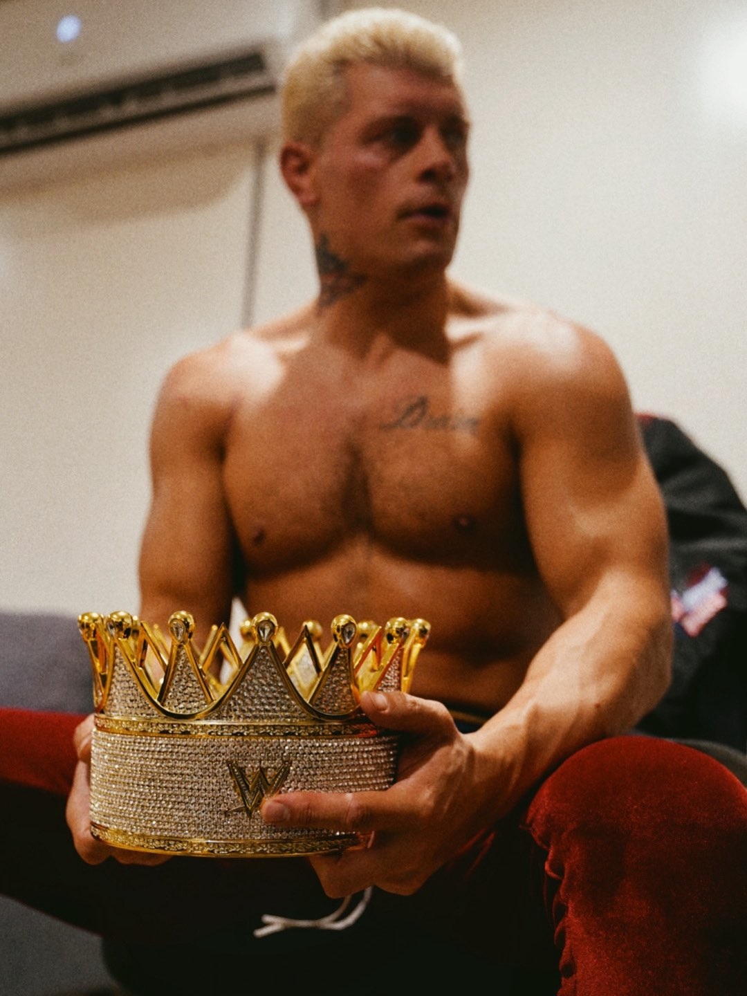 WWE《冠軍之夜》爆燃精彩！John Cena 智慧摔角再創兩大「名場面」