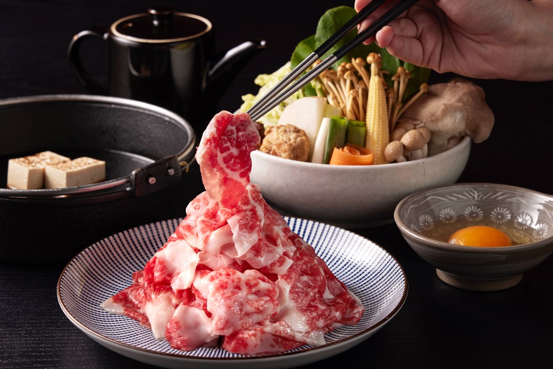 乾杯集團黑毛屋將於7/1推出全新商品「切落火山壽喜燒」