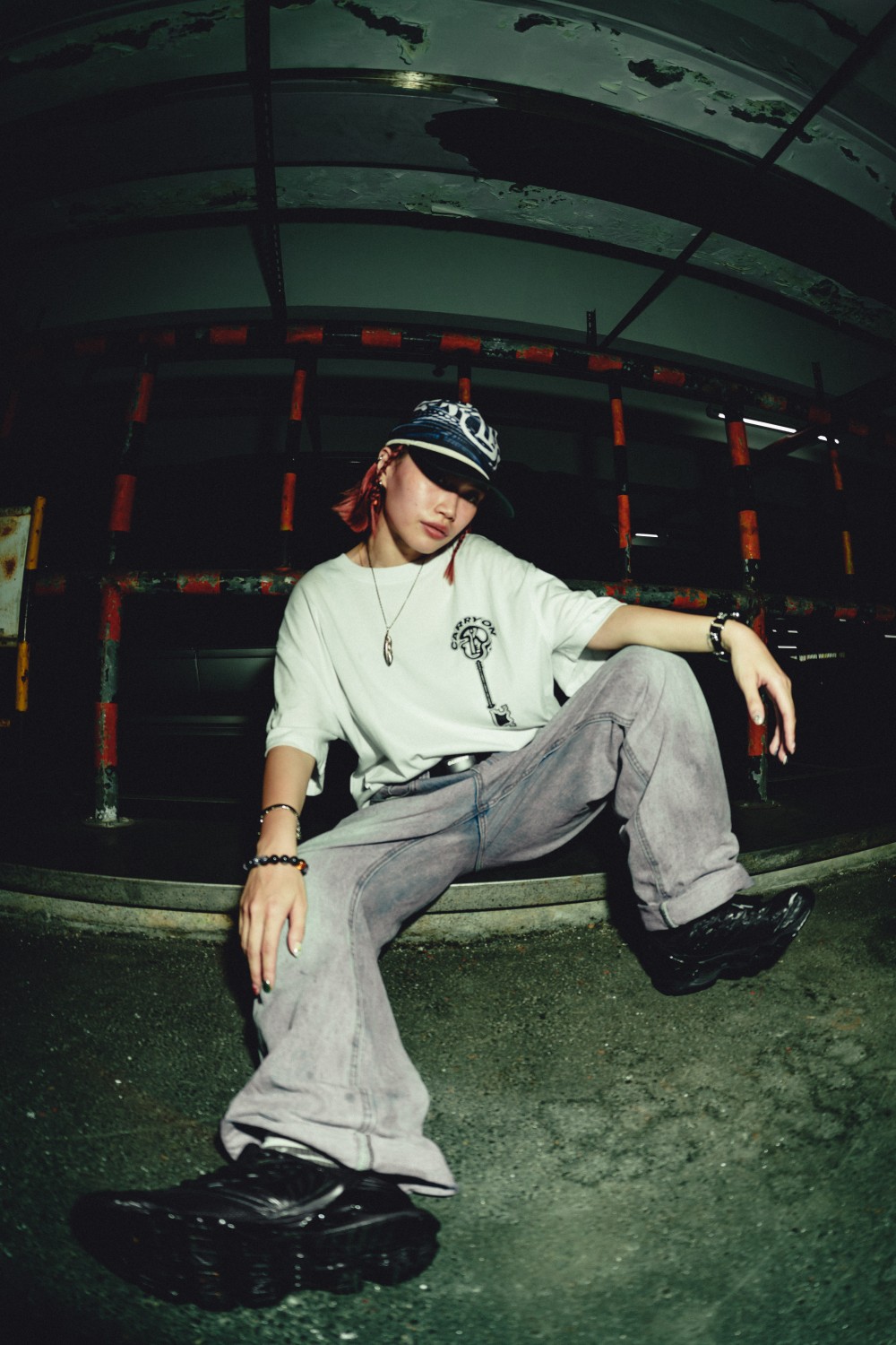 街頭解鎖！CARRY ON 攜 Lowkey 推出 25SS 聯名系列！