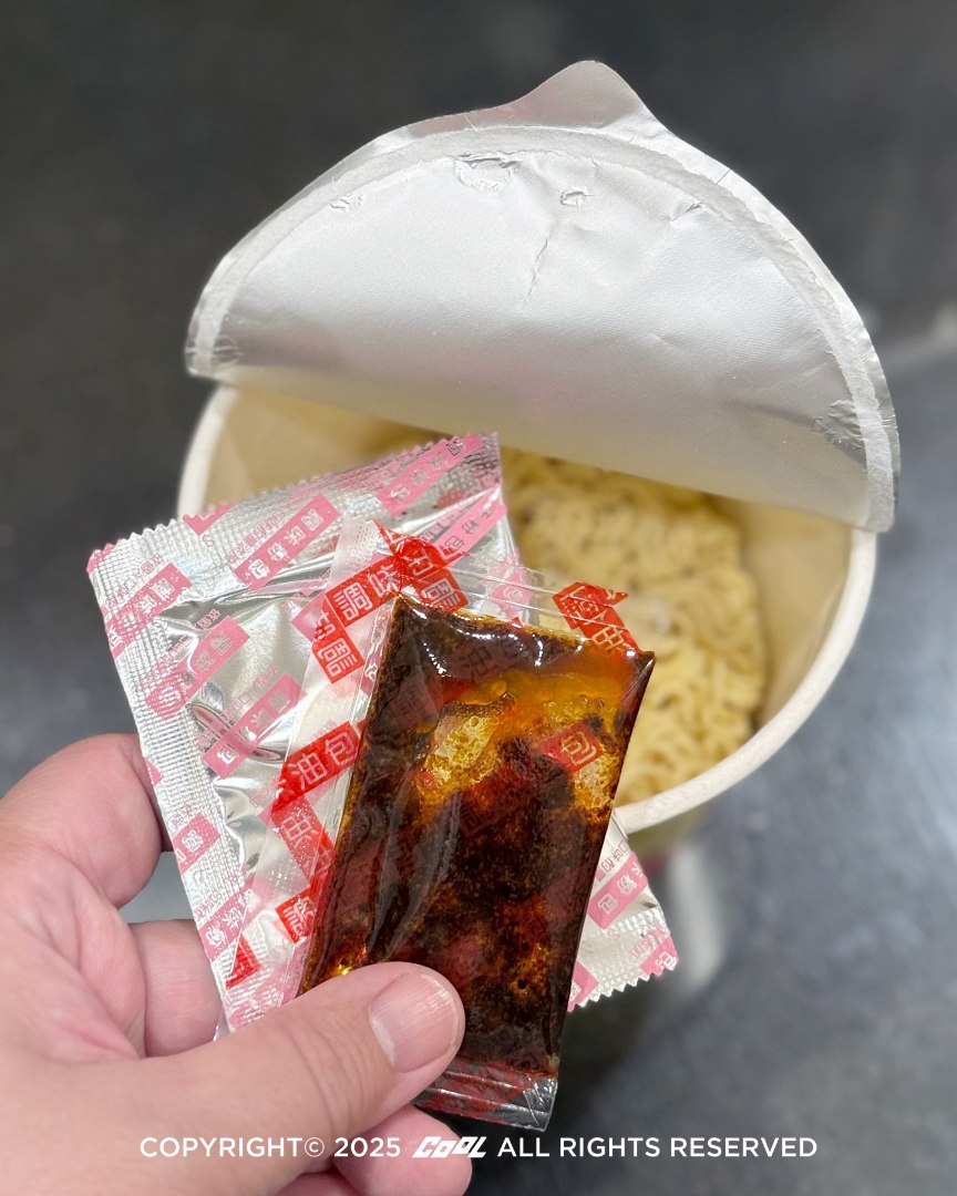 國民零食變泡麵「王子杯麵」全新口味登場添驚喜「小王子」魚板！快閃活動互動拿杯麵！