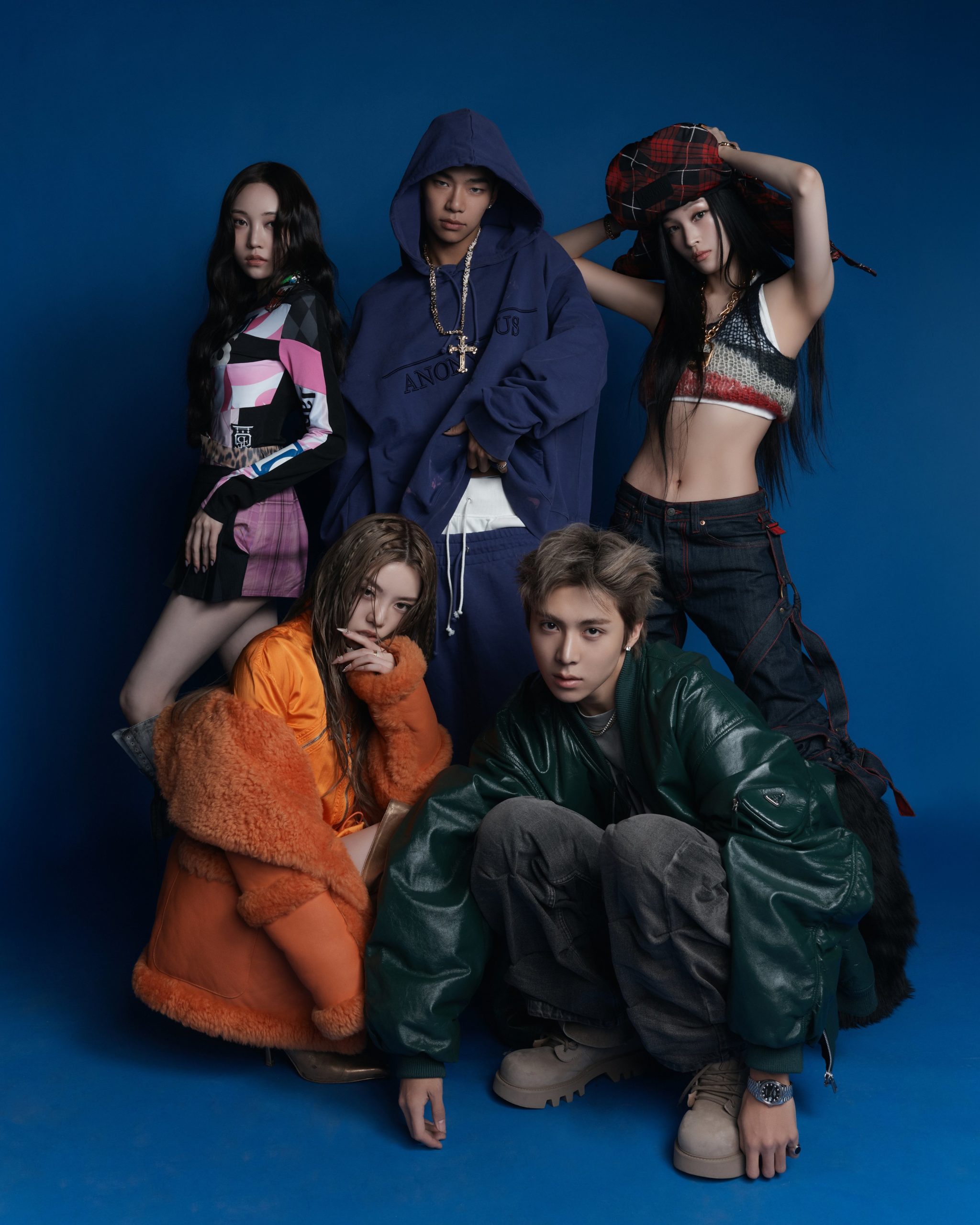 黑廠全新男女混聲團體 ALLDAY PROJECT 出道曲〈FAMOUS〉MV 上線！網：風格也太帥！