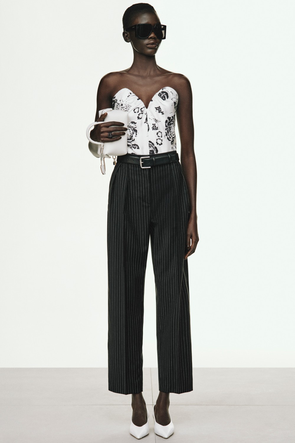 Max Mara 微風信義店開幕！楊謹華、蔡詩芸、吳映潔身穿 25 早秋系列亮麗登場！