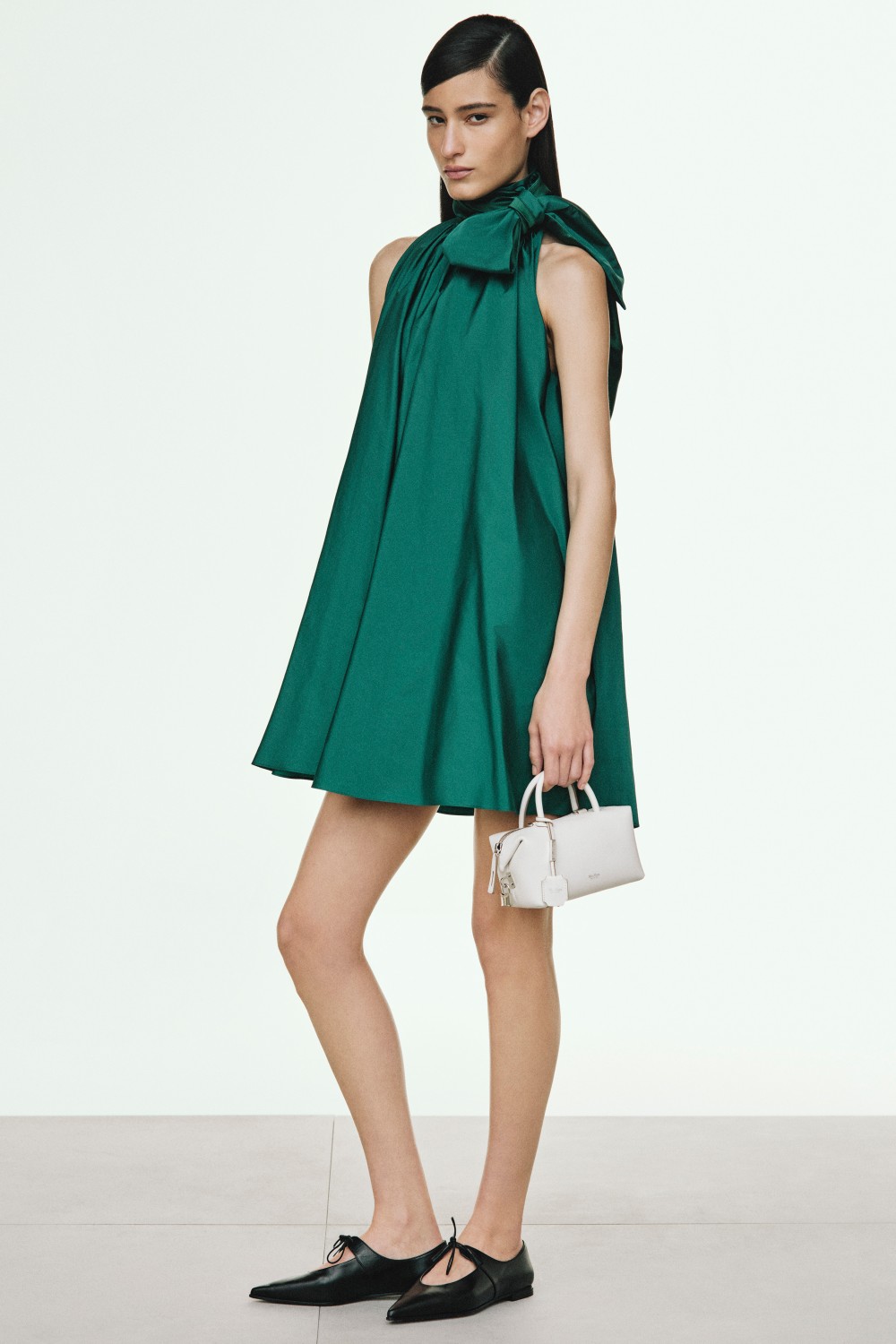 Max Mara 微風信義店開幕！楊謹華、蔡詩芸、吳映潔身穿 25 早秋系列亮麗登場！