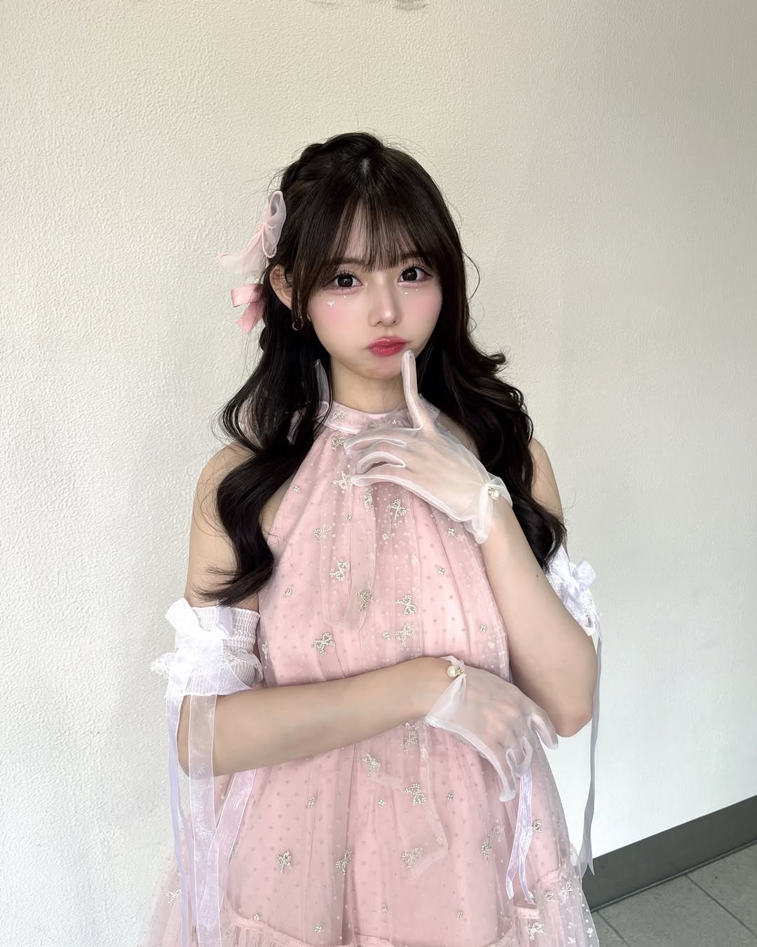 超越橋本環奈？！23 歲女團偶像大森莉緒接棒「千年一遇美少女」，令和時代新奇蹟美照誕生！