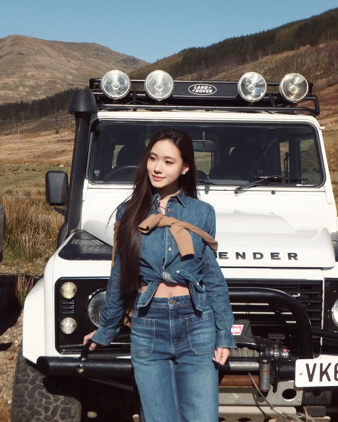 小 S 女兒 Lily 首場個展！談姨媽大 S 首曝心聲：跟媽媽邊哭邊聊了好久