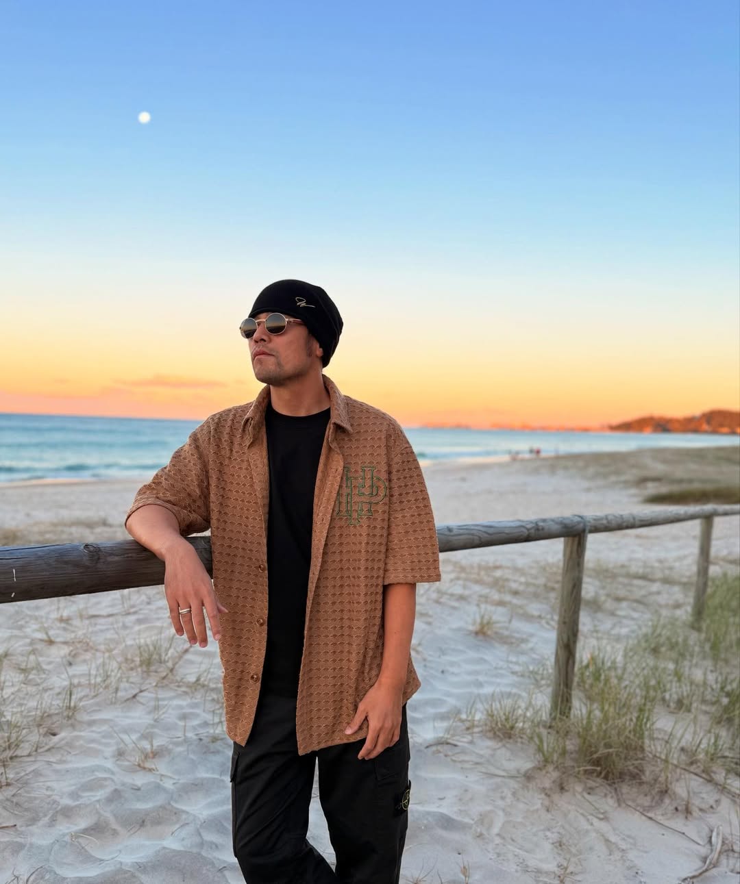 周杰倫罕談與山下智久認識契機！因「這件事」開始變熟　熱唱〈等你下課〉全場暴動