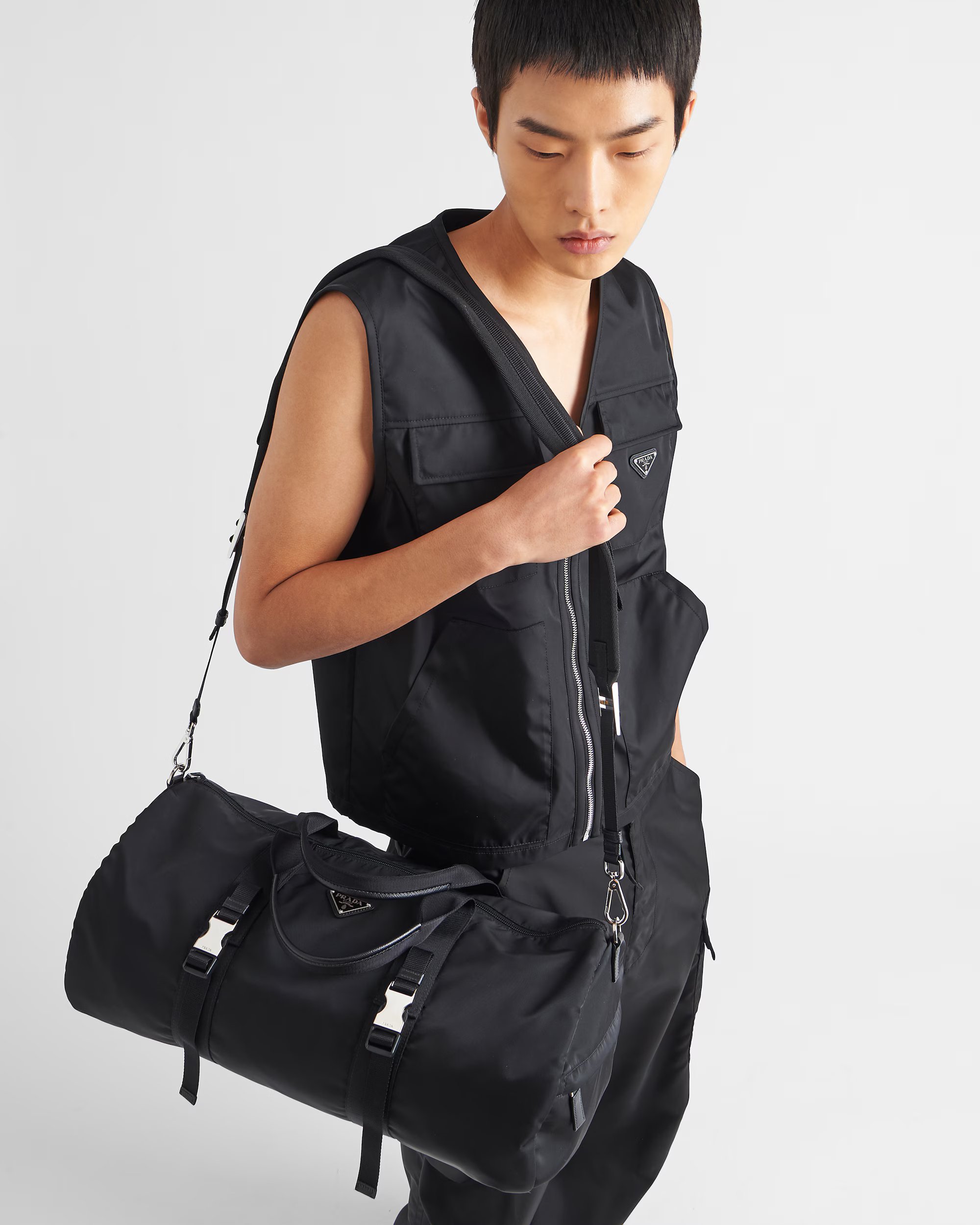 不只是收納！LV、Dior、巴黎世家⋯9 款精品行李袋也能裝下你的品味！