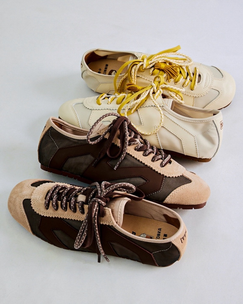 KIKS x MINNETONKA 全新「TWO CITIES」聯名系列即將開賣，珍珠奶茶注入人氣薄底鞋！