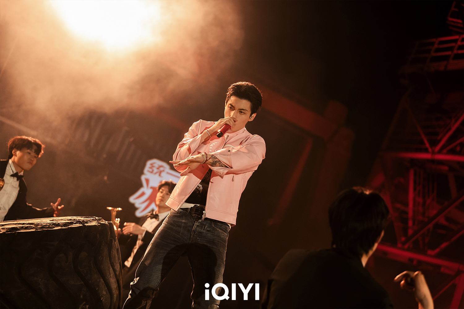 華語說唱節目鼻祖開播第七季，《新說唱2025》到底哪裡不一樣了？現在的舞台，不能只有實力還得比存在感