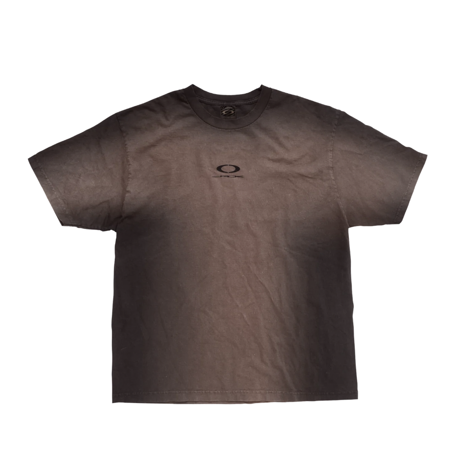 準備起飛！Travis Scott  成為 Oakley 首位願景總監！首波合作系列一併曝光！