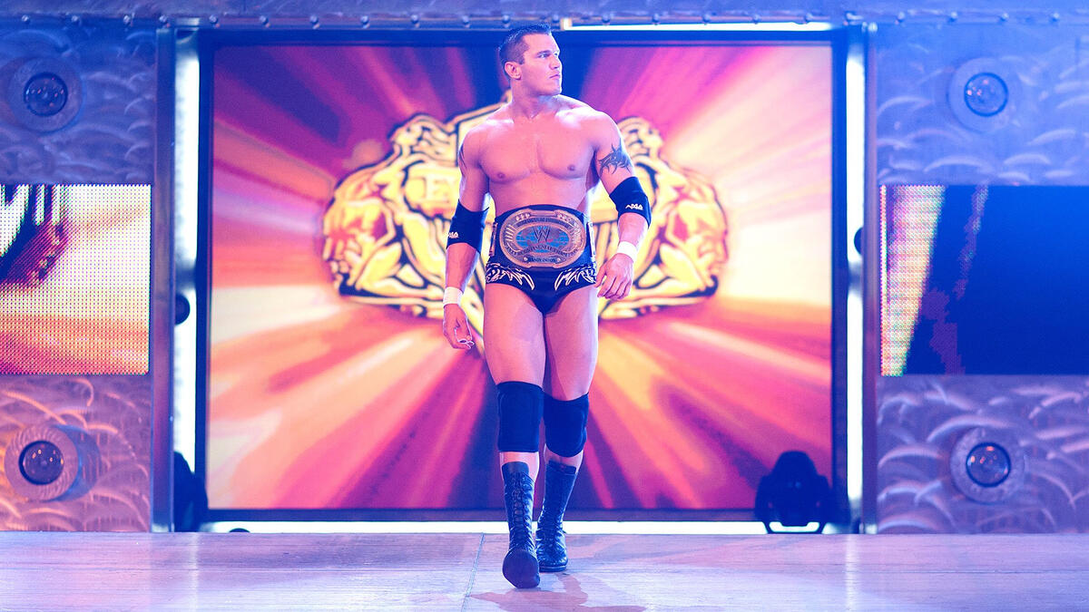 會 RKO 的蝙蝠俠你看過嗎？Randy Orton 表達意願想演出 DCU 的老爺！