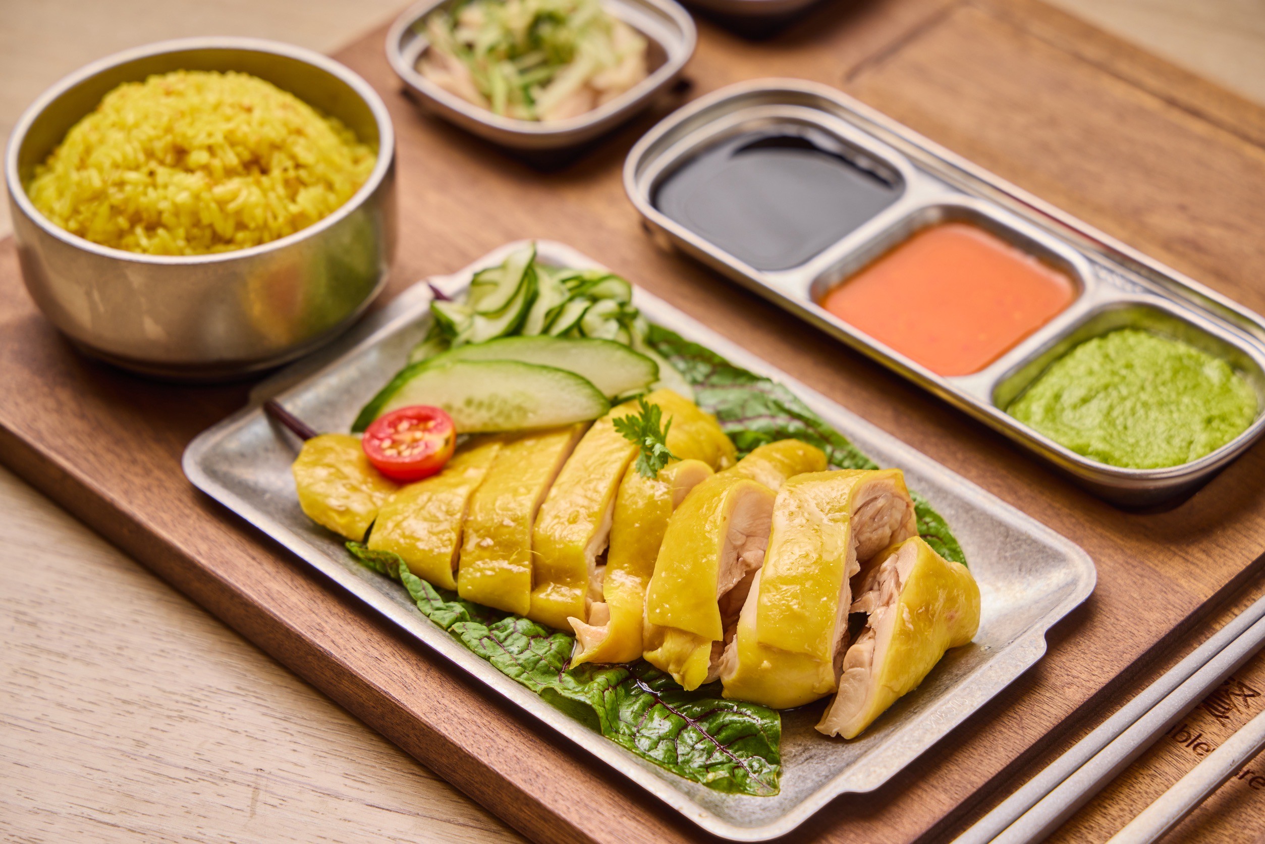 台北101攜品牌搶先揭幕秋冬流行趨勢，男性會員超過四成父親節成台北101年度大檔、男士精品主場刷聯名卡全館購物6％回饋起 19家銀行刷卡滿額豪禮贈不停 101獨家GD《Übermensch》展覽7/17-8/11先KPOP旋風