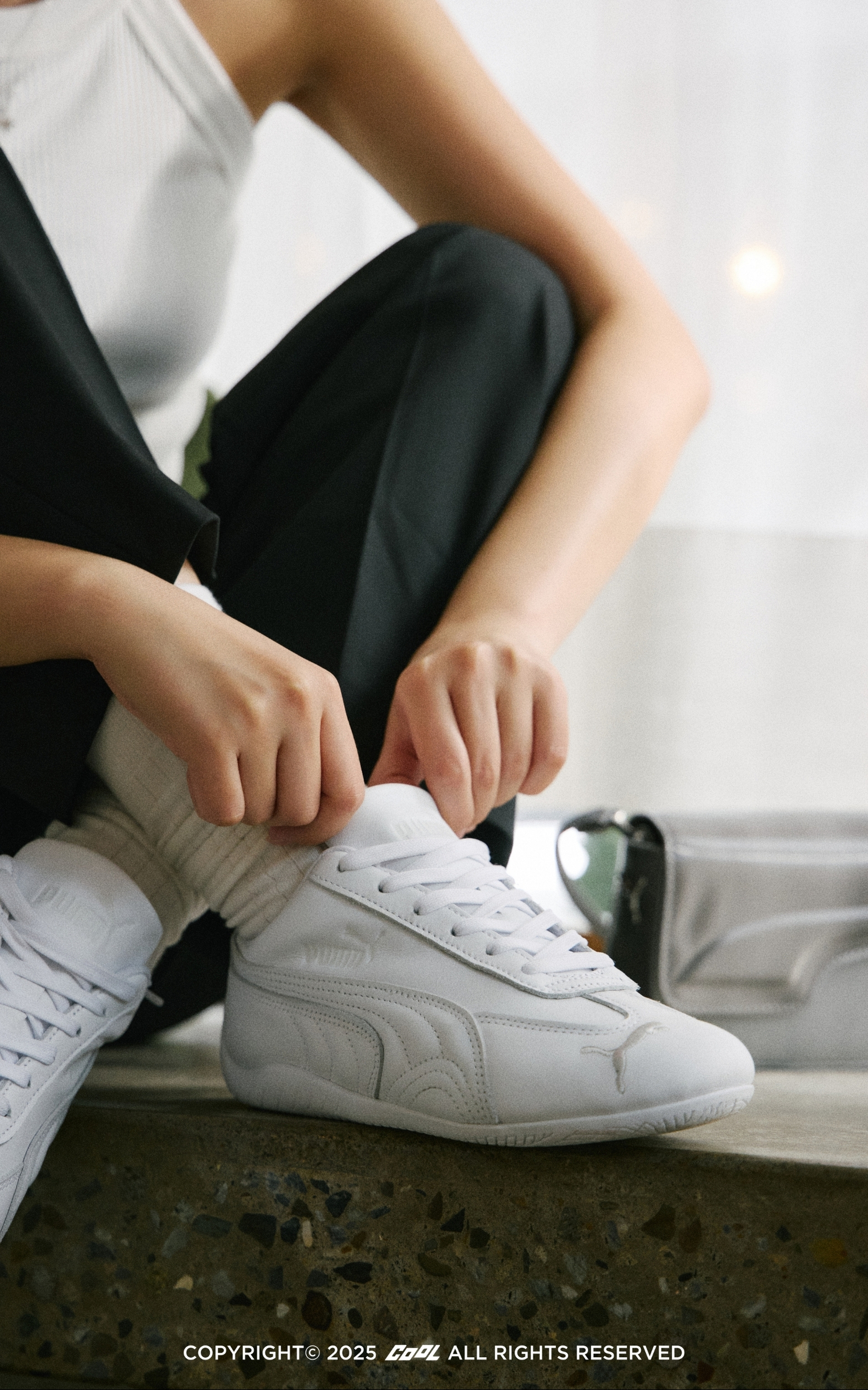 穿搭升級！承襲賽車靈魂，演繹質感美學。PUMA Speedcat 皮革款賽車鞋就是展現 Fit Check 品味首選！