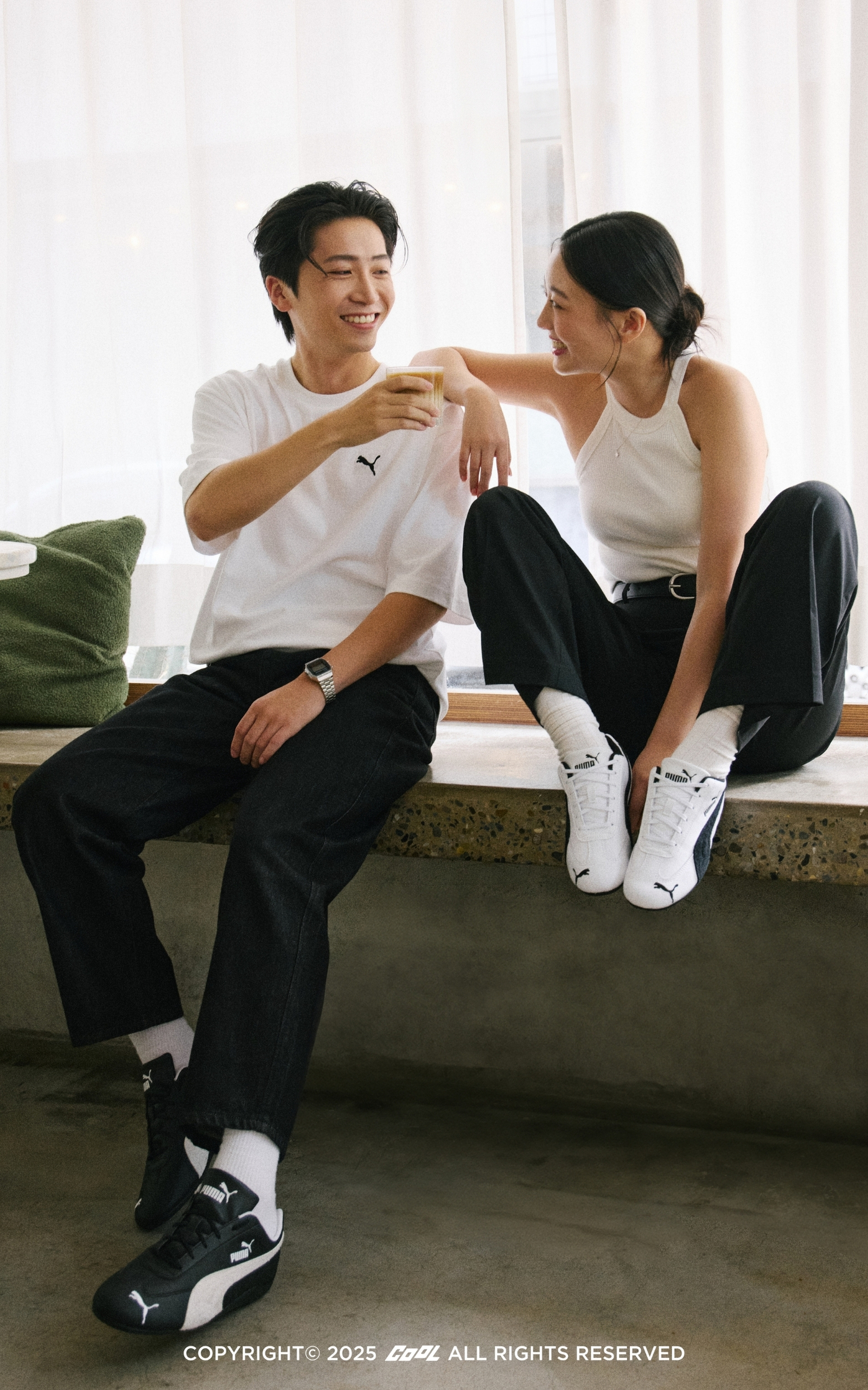 穿搭升級！承襲賽車靈魂，演繹質感美學。PUMA Speedcat 皮革款賽車鞋就是展現 Fit Check 品味首選！