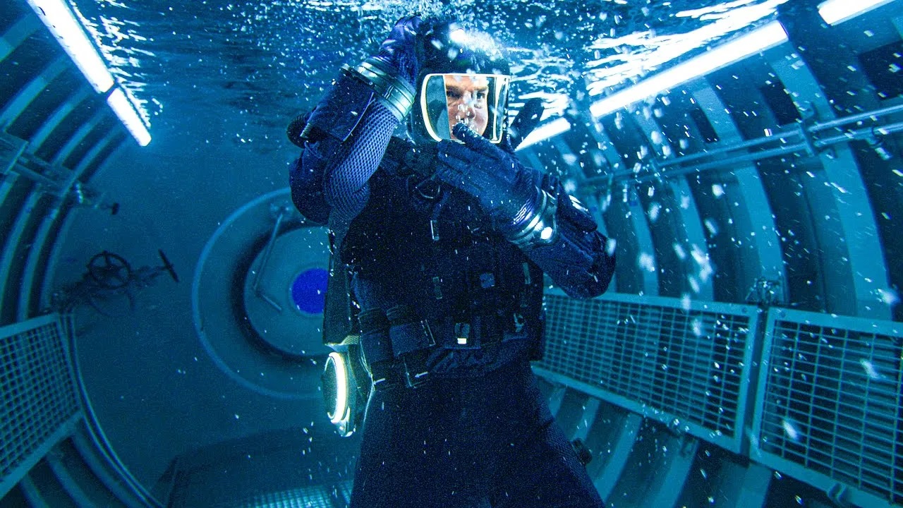 阿湯哥新戀情曝光！與小 26 歲的「女殺神」牽手並一起觀看綠洲合唱團的演唱會！