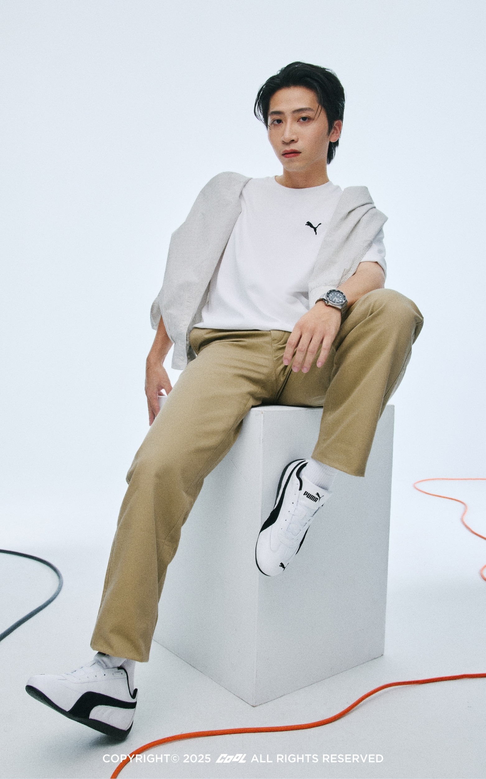 穿搭升級！承襲賽車靈魂，演繹質感美學。PUMA Speedcat 皮革款賽車鞋就是展現 Fit Check 品味首選！