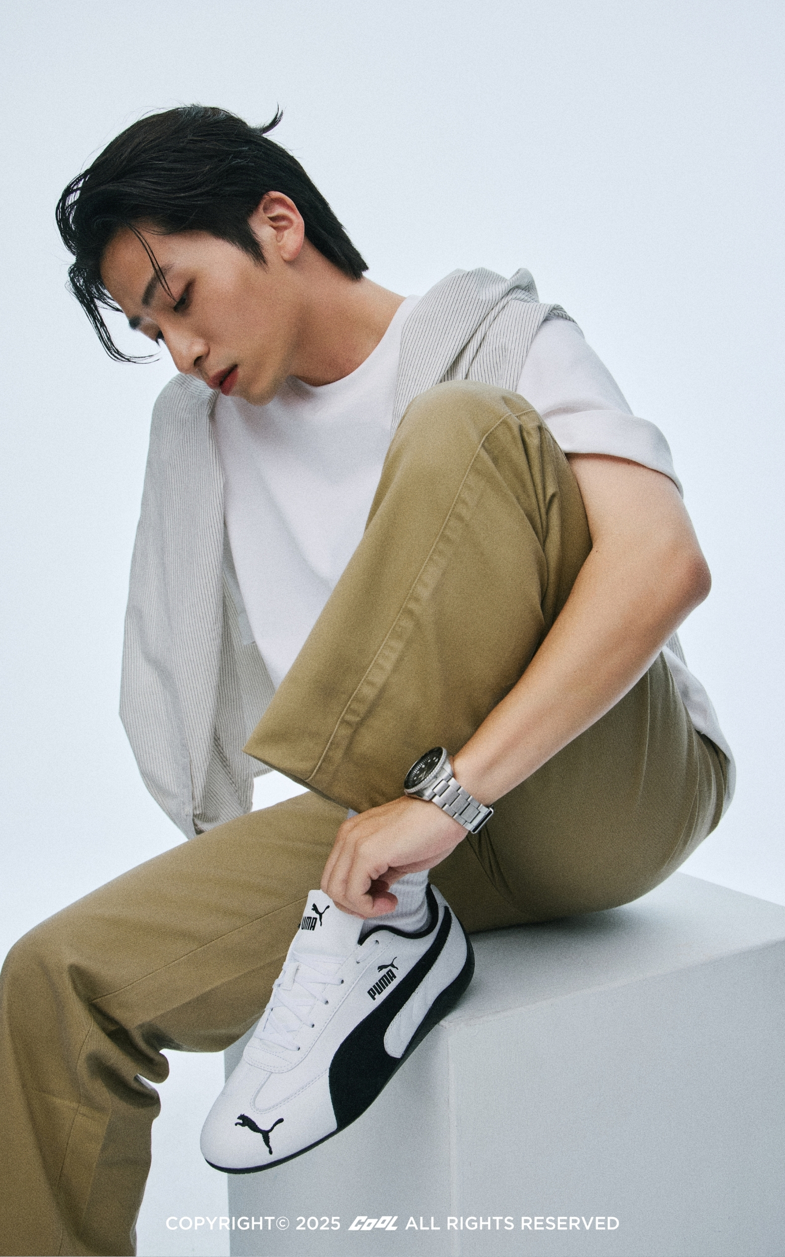 穿搭升級！承襲賽車靈魂，演繹質感美學。PUMA Speedcat 皮革款賽車鞋就是展現 Fit Check 品味首選！