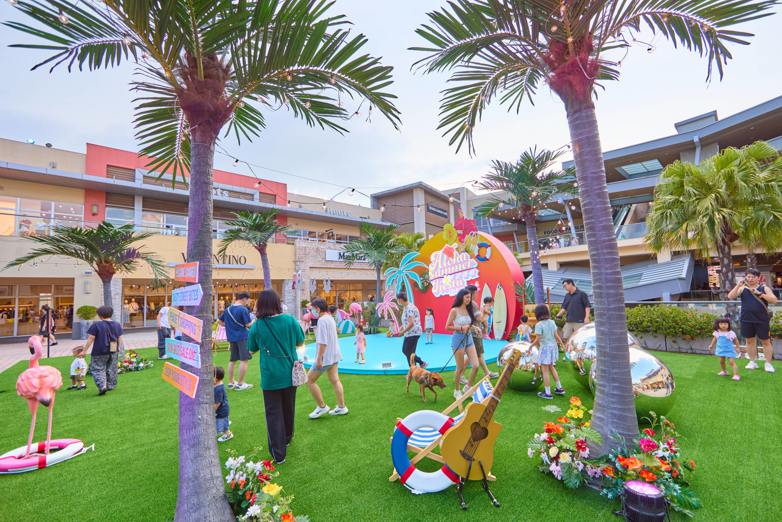 一秒到達夏威夷！ 華泰名品城「呼拉盛夏・ALOHA Summer Fiesta」週末活動不間斷！會員獨享單筆消費$5,500就抽$5,500購物金