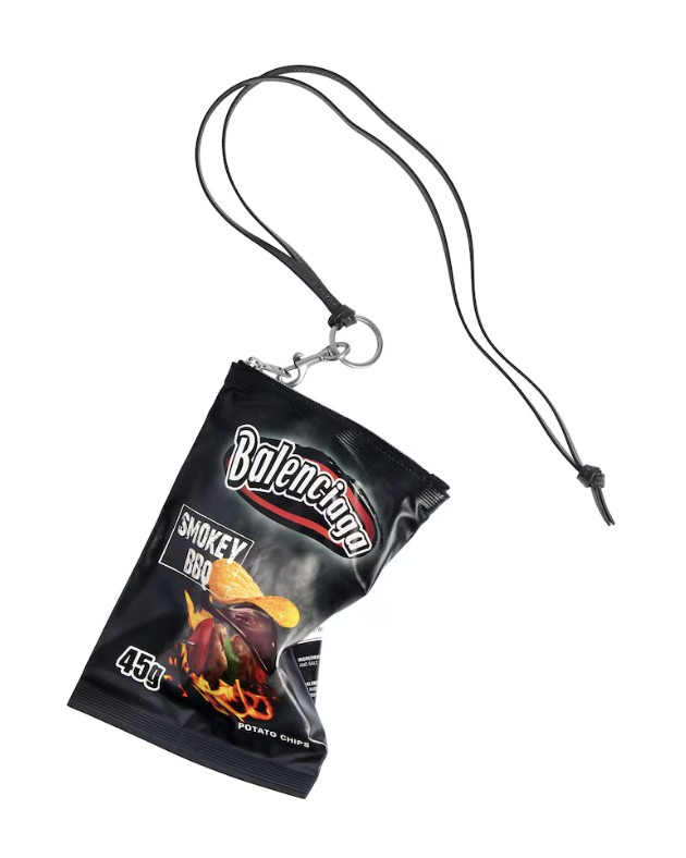 最後一舞即將登場！細數 10 個 Demna 在 Balenciaga 打造的經典之作！你追過幾個？