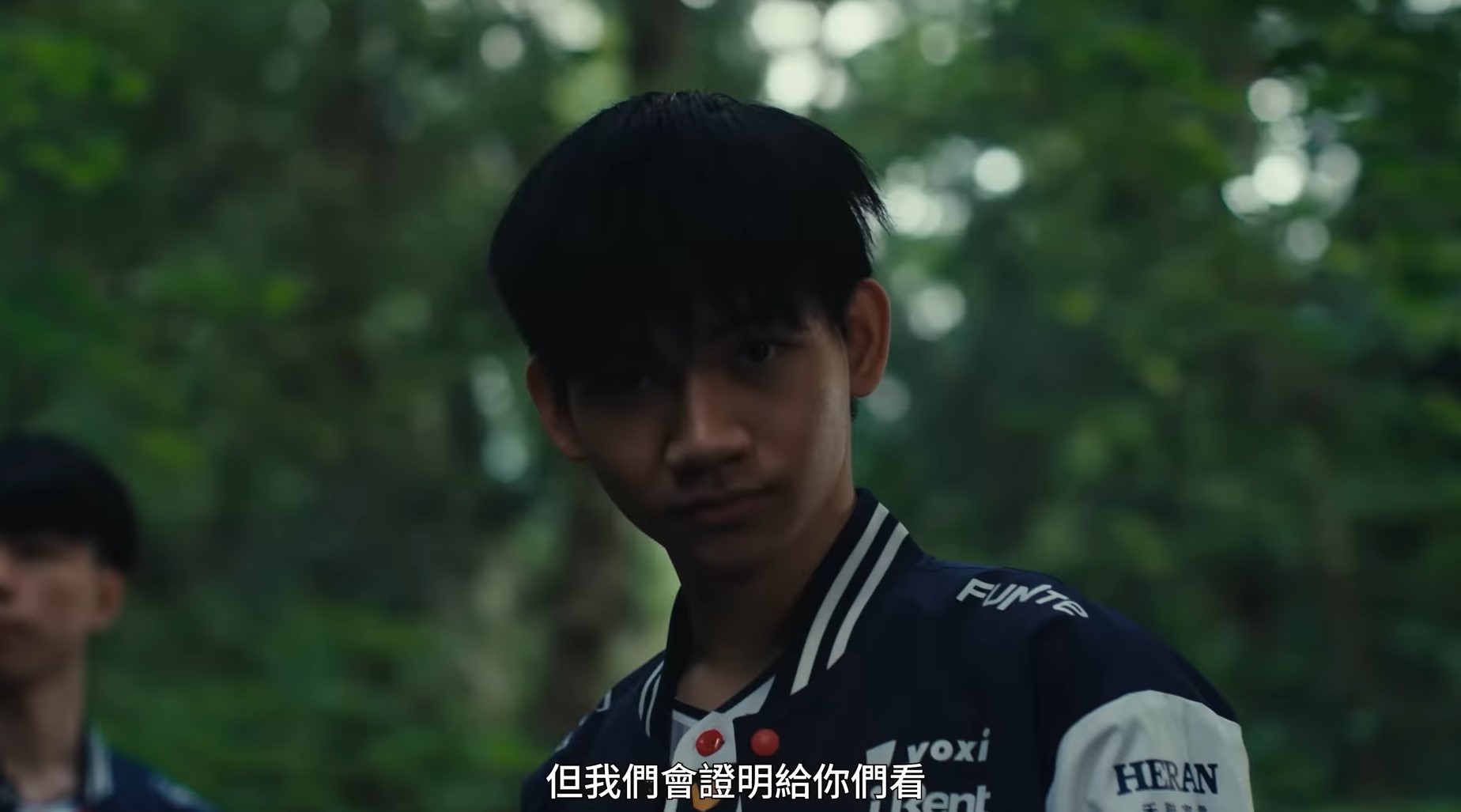 玄天上帝都點頭，有料！CFO 當家打野峻嘉因阿嬤求神擲筊而決定成為職業選手