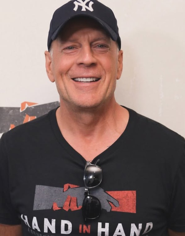 布魯斯威利傳失智症惡化！最新現況「已經不會說話走路」失去基本能力