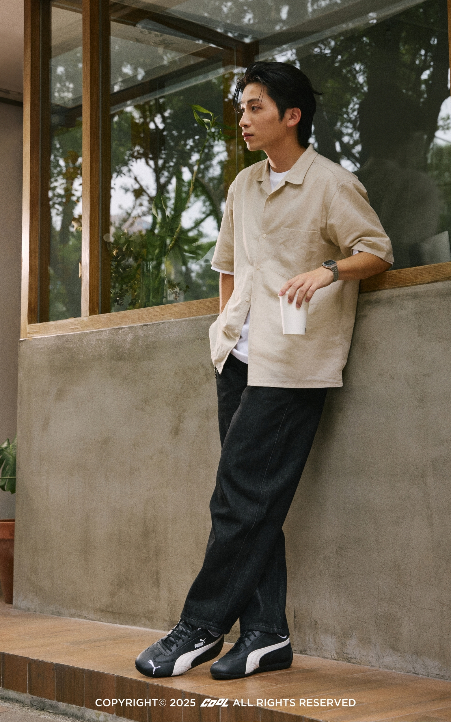 穿搭升級！承襲賽車靈魂，演繹質感美學。PUMA Speedcat 皮革款賽車鞋就是展現 Fit Check 品味首選！