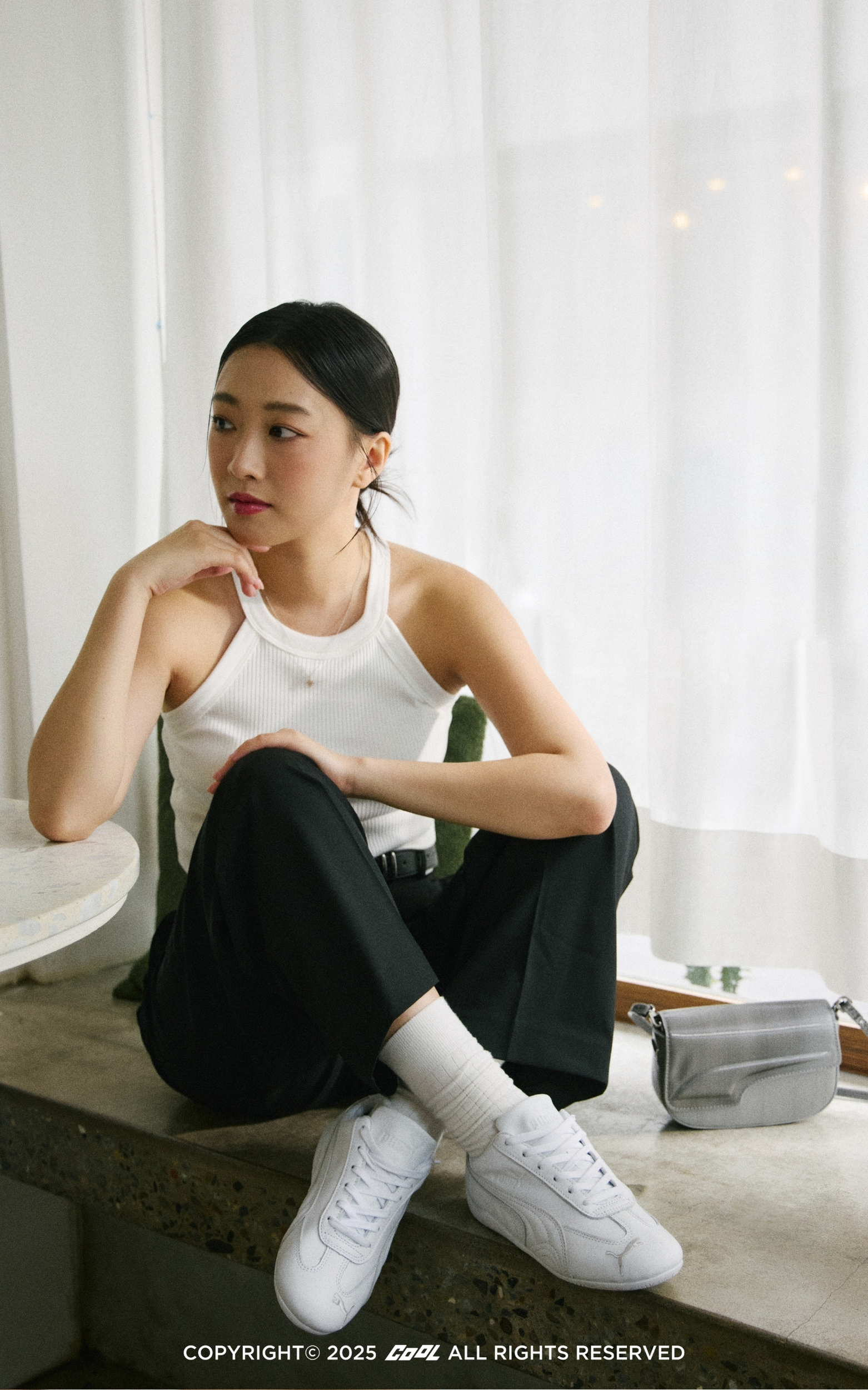 穿搭升級！承襲賽車靈魂，演繹質感美學。PUMA Speedcat 皮革款賽車鞋就是展現 Fit Check 品味首選！