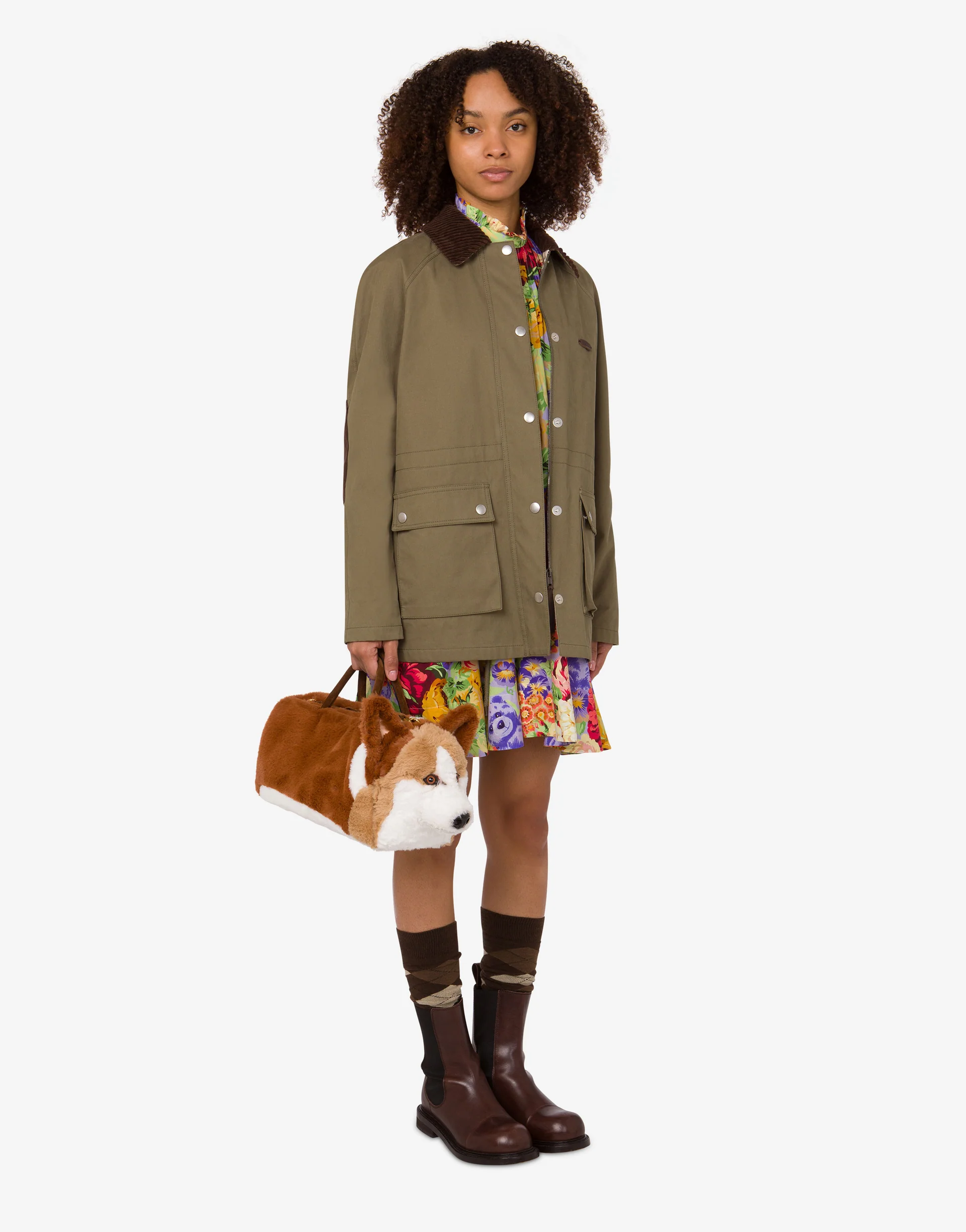 一顆要價五萬元！周子瑜帶火的「柯基包」竟來頭不小！