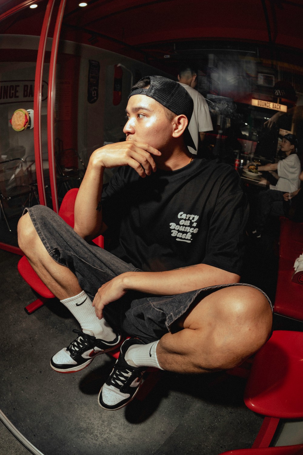 當街頭品牌遇上罪惡系黑色漢堡！CARRYON x BOUNCE BACK 重磅推出聯名企劃！