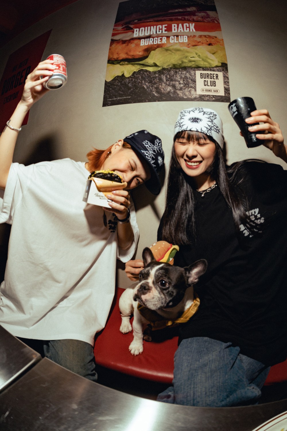 當街頭品牌遇上罪惡系黑色漢堡！CARRYON x BOUNCE BACK 重磅推出聯名企劃！