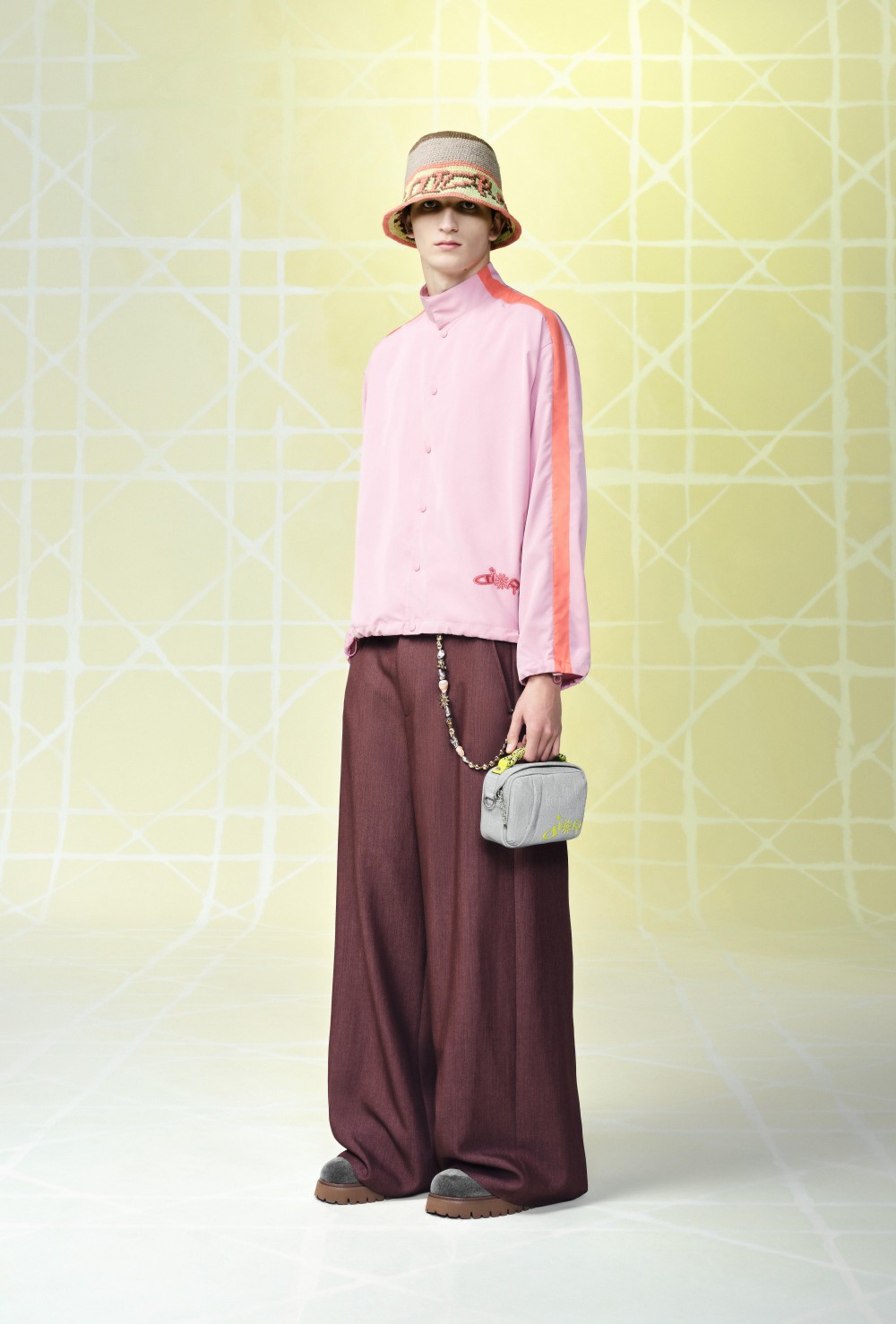 周董搶先身上！Dior 與 F1 車神 Lewis Hamilton 聯名系列釋出！