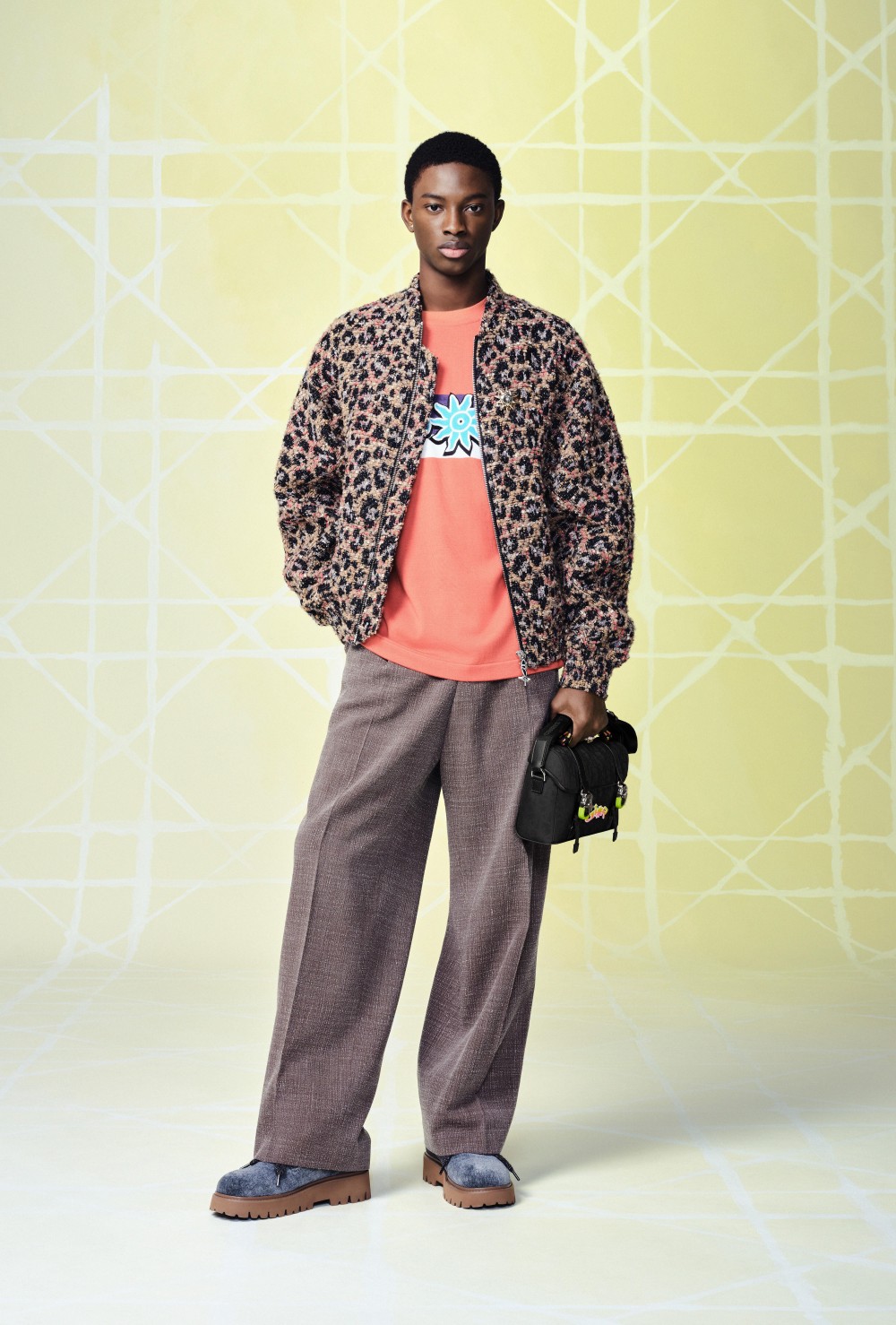 周董搶先身上！Dior 與 F1 車神 Lewis Hamilton 聯名系列釋出！