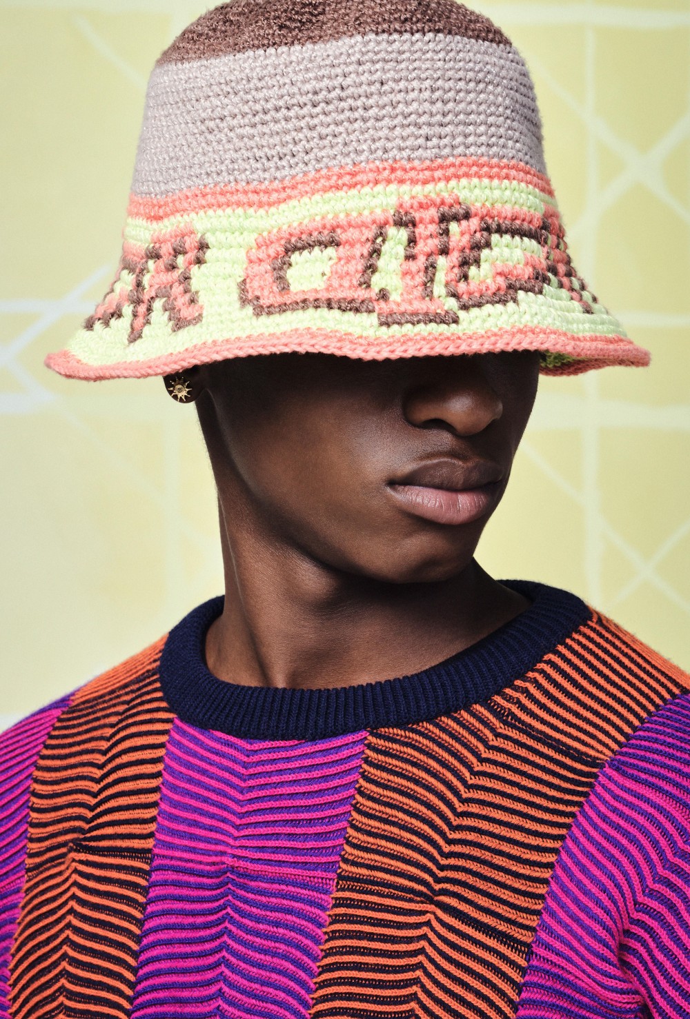 周董搶先身上！Dior 與 F1 車神 Lewis Hamilton 聯名系列釋出！