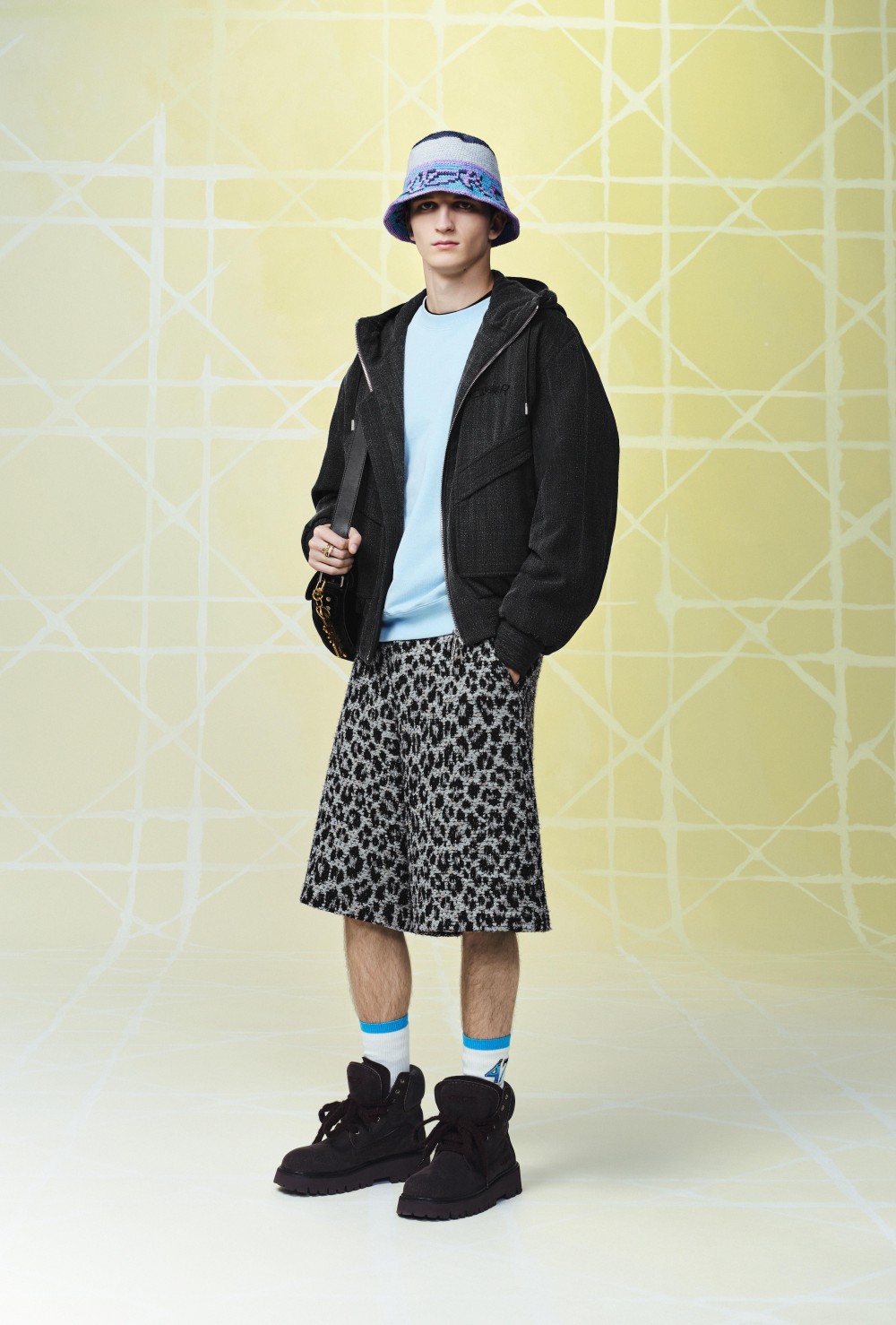 周董搶先身上！Dior 與 F1 車神 Lewis Hamilton 聯名系列釋出！