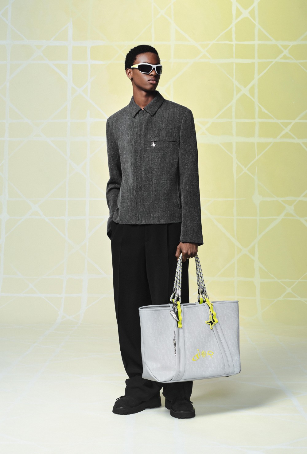 周董搶先身上！Dior 與 F1 車神 Lewis Hamilton 聯名系列釋出！