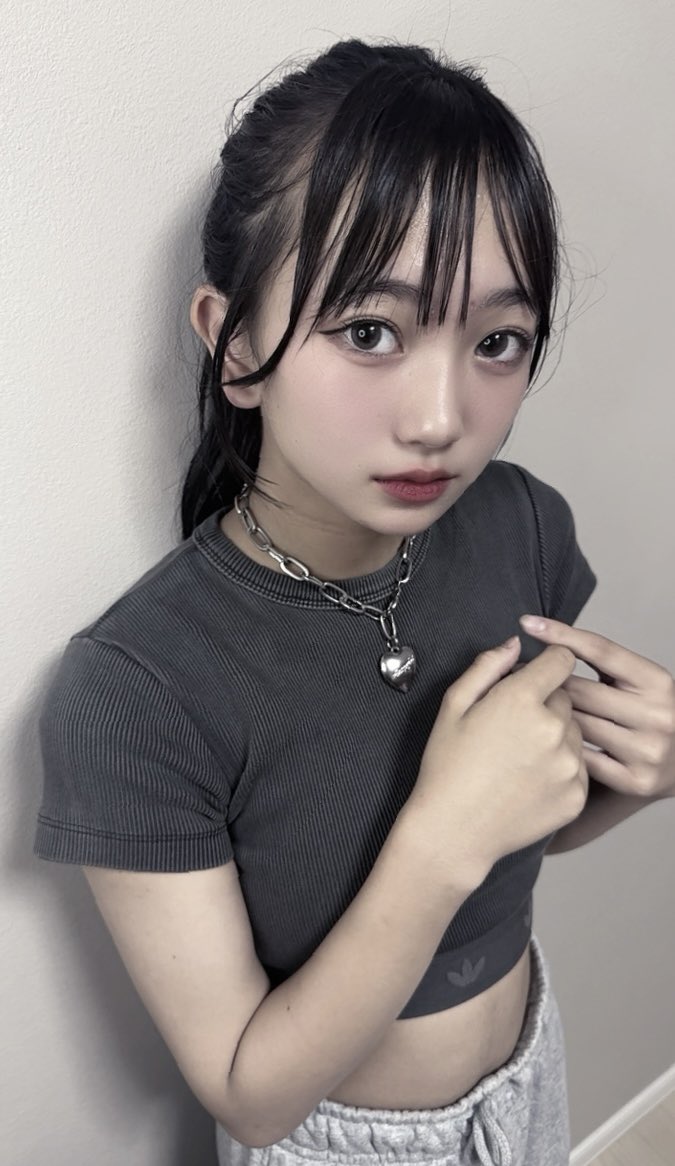 日本舉行「最可愛國一女學生」票選比賽！前四名網友看傻了....