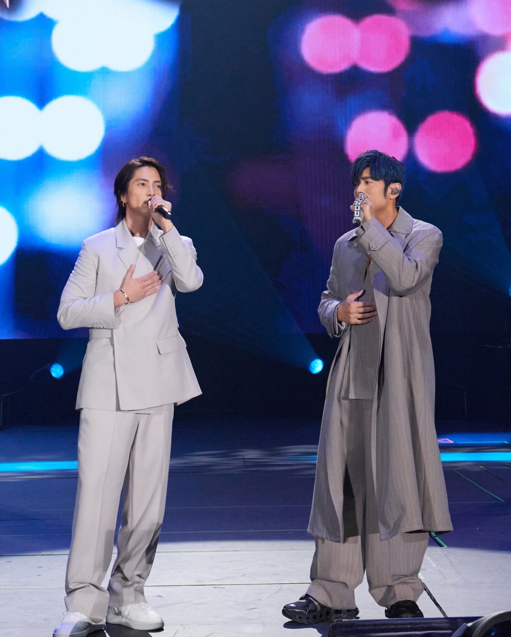 周董搶先身上！Dior 與 F1 車神 Lewis Hamilton 聯名系列釋出！