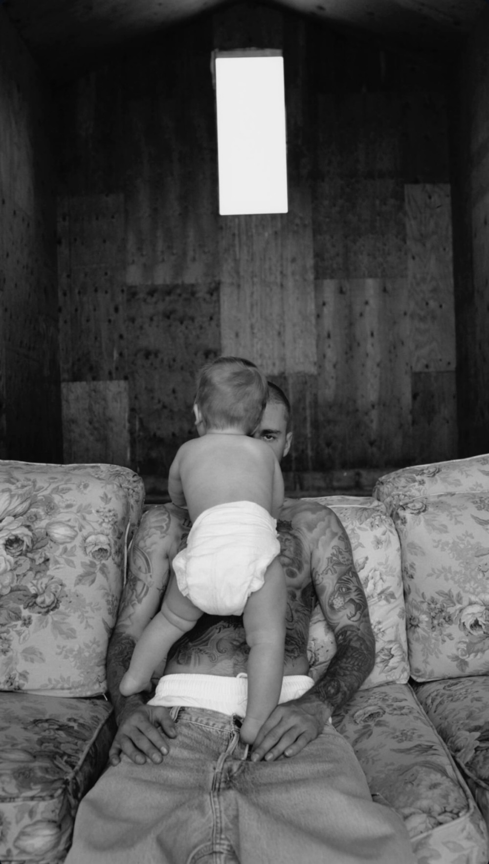 幸福來得太突然！Justin Bieber 閃電釋出新專輯《SWAG》！超溫馨全家照釋出！