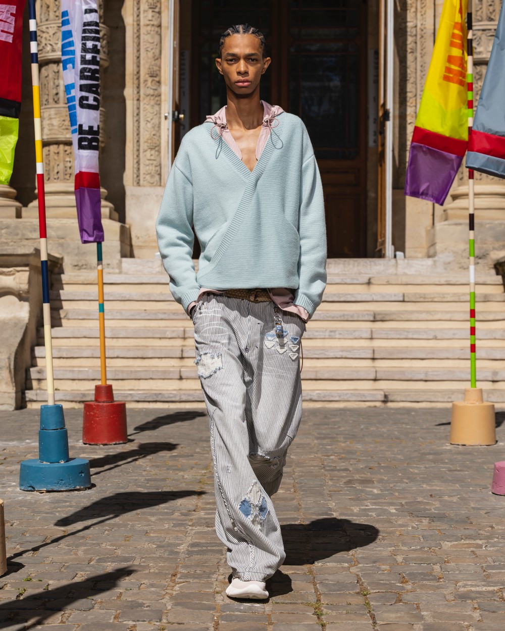 攜手葛萊美得主 Roddy Ricch 跨界合作打造配樂！NAMESAKE 2026 春夏大秀釋出！