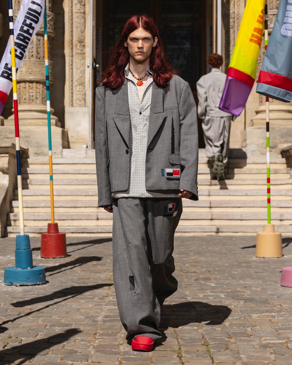 攜手葛萊美得主 Roddy Ricch 跨界合作打造配樂！NAMESAKE 2026 春夏大秀釋出！