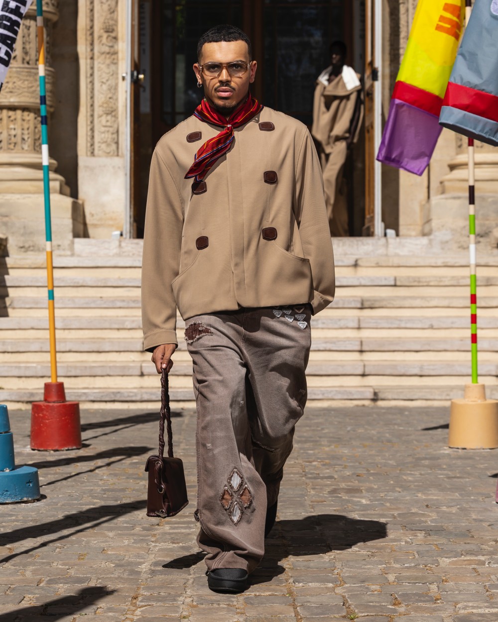 攜手葛萊美得主 Roddy Ricch 跨界合作打造配樂！NAMESAKE 2026 春夏大秀釋出！