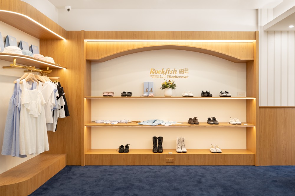 Jennie 愛牌 Rockfish 台北開店！送限定鑰匙圈  夢幻粉色太欠收！