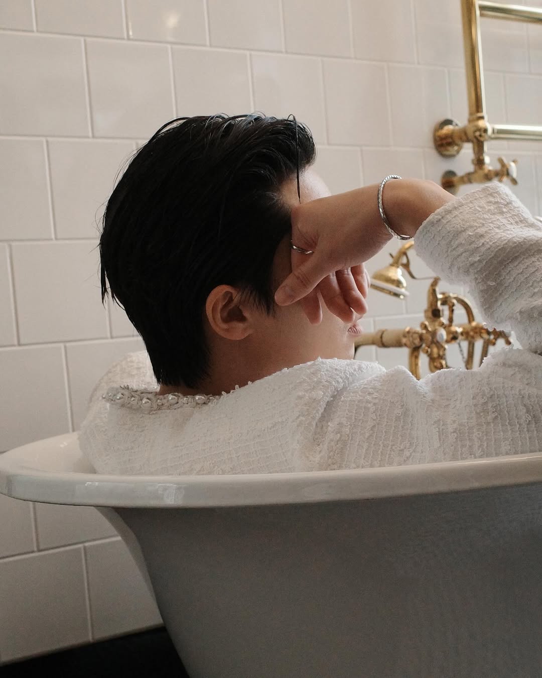 朴敘俊 8 月出任開球嘉賓！親自為好友孫興慜加油，2NE1 將同台獻出中場表演！