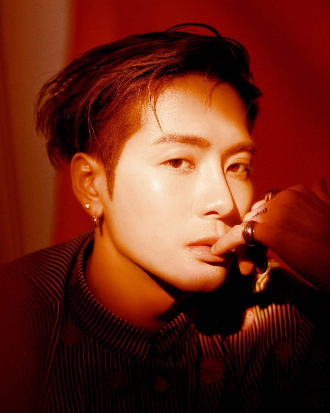 王嘉爾新專輯凌晨 2 點突然宣布上線！隨後卻崩潰喊：完全不知情專輯提前發出