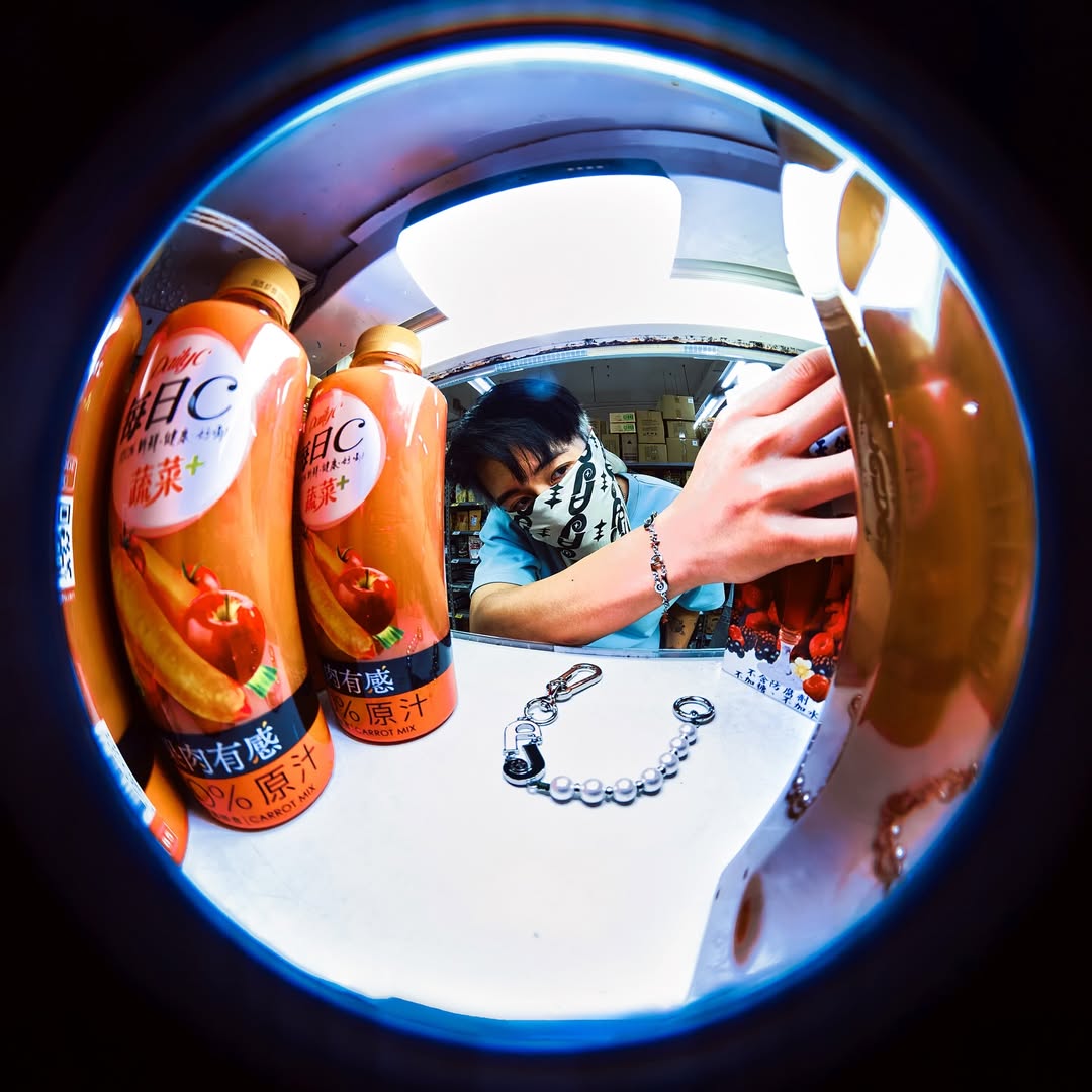 ARC ROOM 攜手陳冠希的 JUICE 推出聯名系列，主理人阿鑫直呼：「夢想成真！」