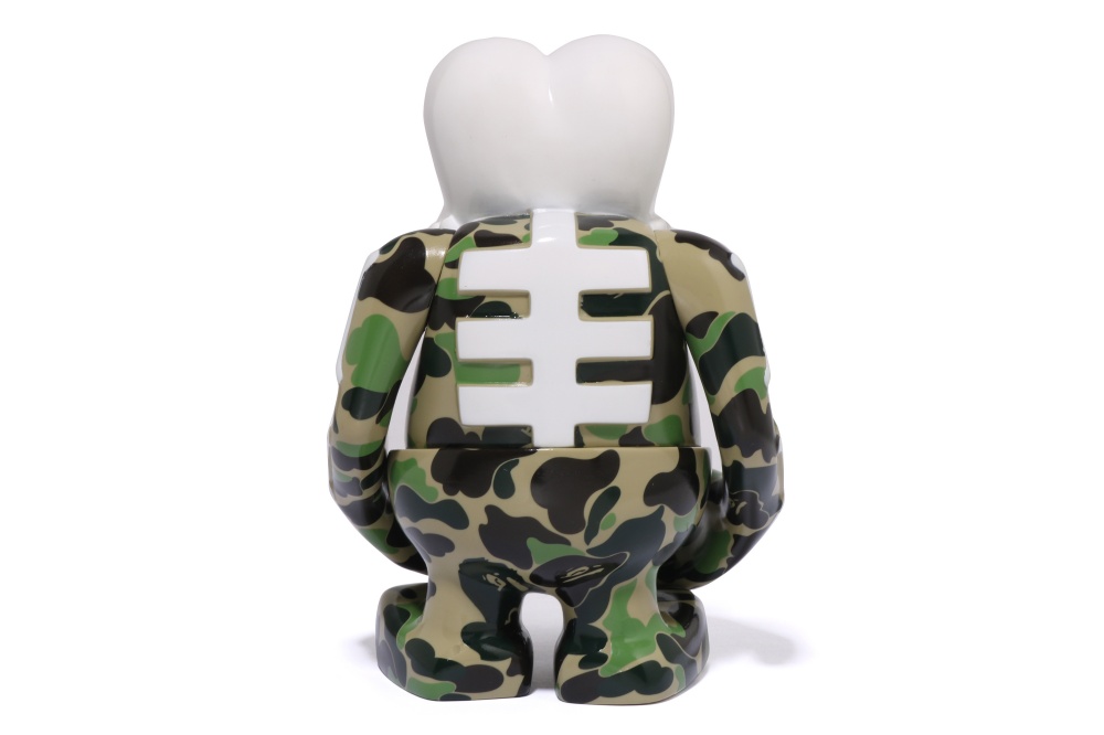 BAPE® x BOUNTY HUNTER 迷彩 SKULL-KUN 公仔即將限量開賣