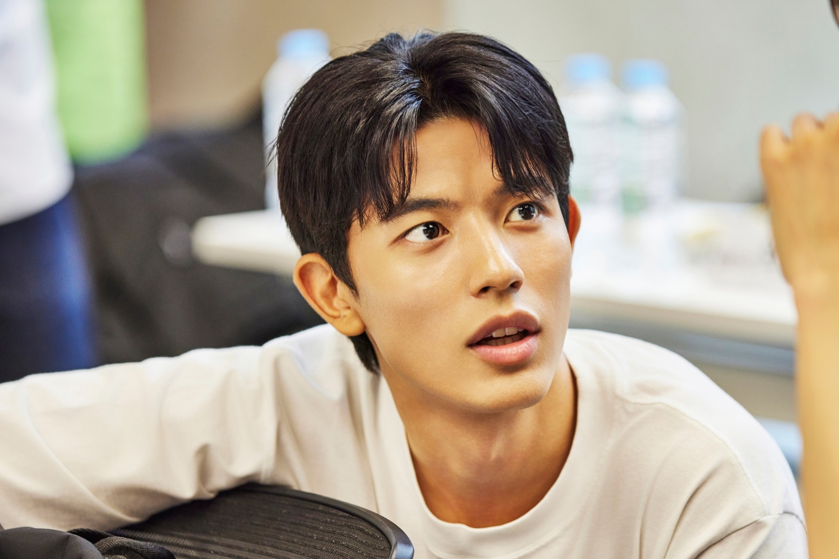 Netflix《殭屍校園》第 2 季正式開拍！首季演員全數回歸、魷魚遊戲新面孔加入